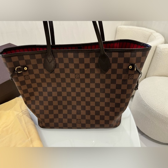 Louis Vuitton Neverfull MM tote in Damier Ebene canvas - Picture 3 of 12